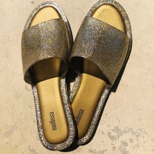 Sparkly jelly slides